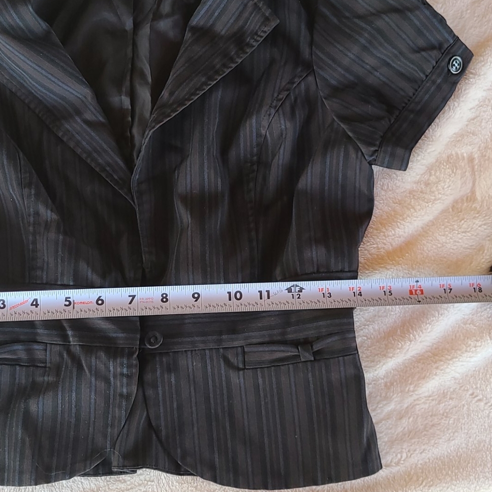 Charlotte Russe fully lined jacket - Picture 9 of 12